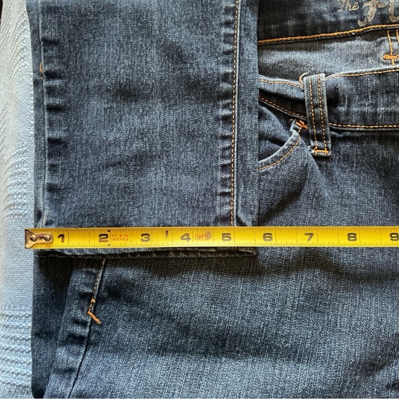 Old Navy Women's 8 Blue Jeans “The Flirt” - Picture 9 of 15
